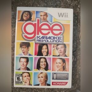 Glee Karaoke Revolution Game  (MIC NOT INCLUDED) - White Cover